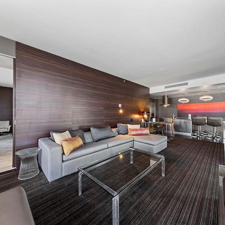 Huge Modern Luxury 17 Floor Panoramic Corner Suite With Open Balcony Las Vegas Extérieur photo