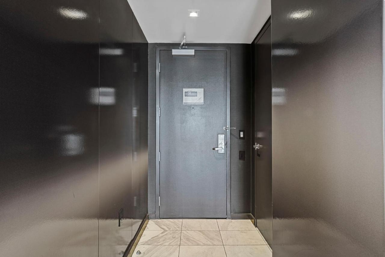 Huge Modern Luxury 17 Floor Panoramic Corner Suite With Open Balcony Las Vegas Extérieur photo